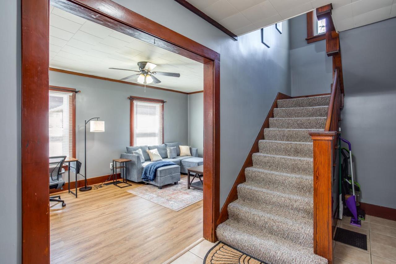 Spacious Home With In-Unit Laundry, Parking, 1Gb Wifi, & Patio Deck Rochester Exteriér fotografie