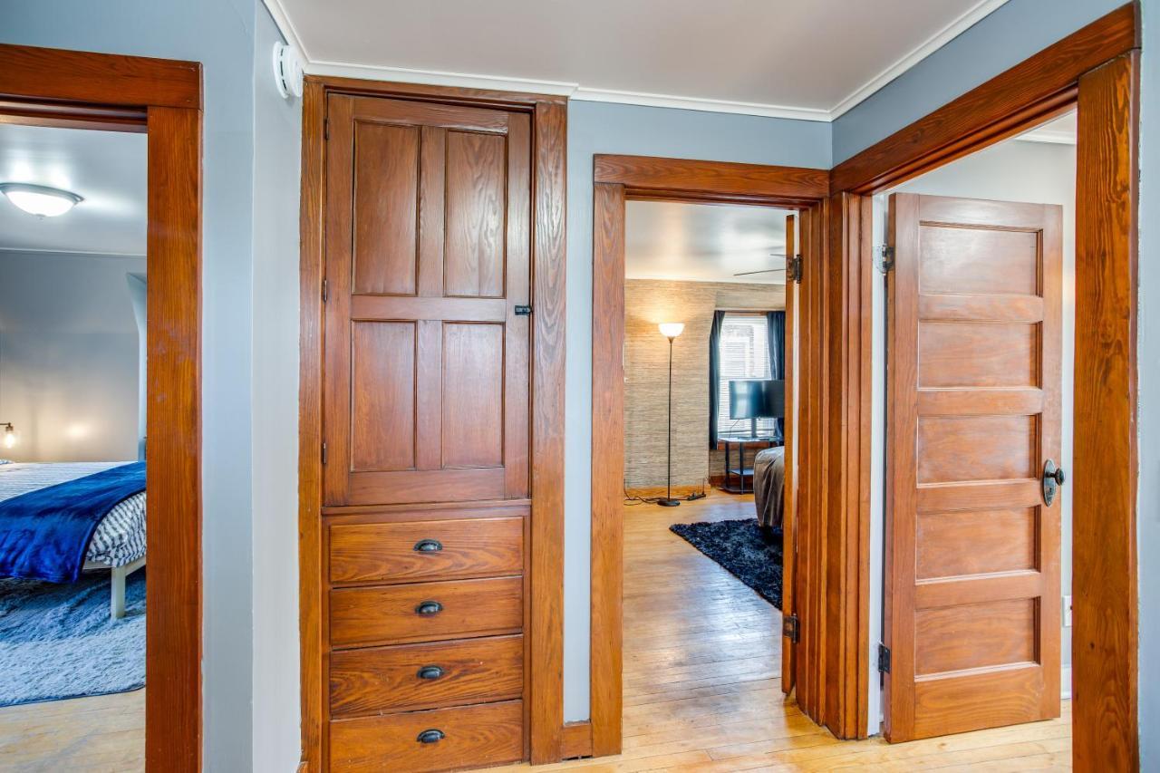Spacious Home With In-Unit Laundry, Parking, 1Gb Wifi, & Patio Deck Rochester Exteriér fotografie